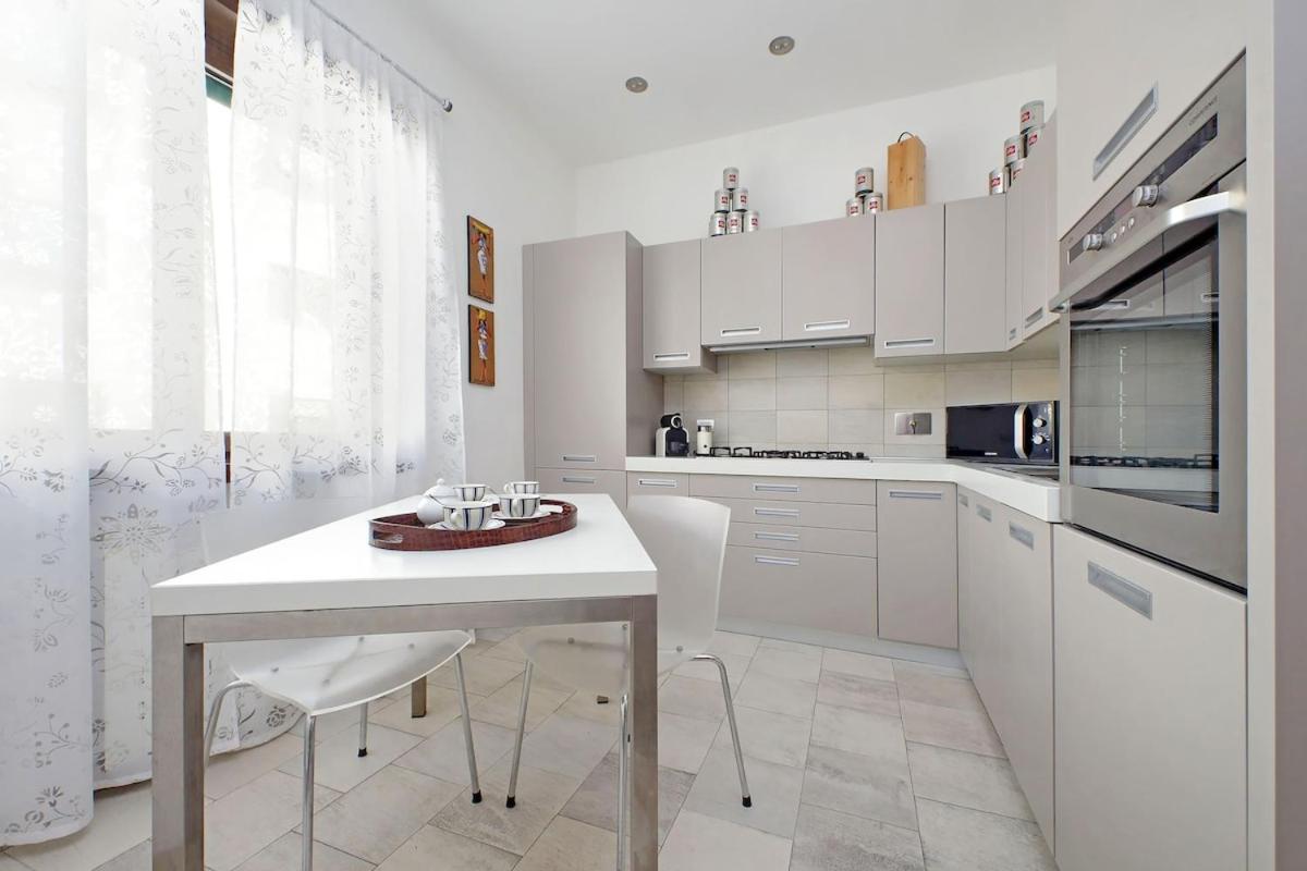 Residenza Belvedere Luxuryaparment-pool&balcony-jacuzzi-aircond-wifi Appartamento